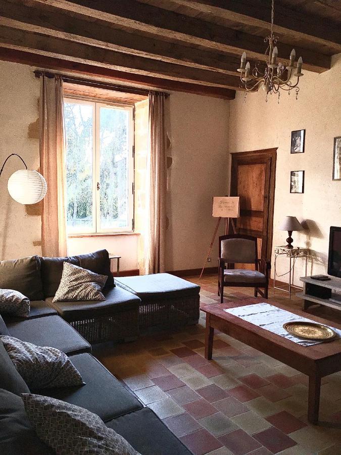 "La Maison De Villars" Au Coeur De La Nature Pressac 외부 사진